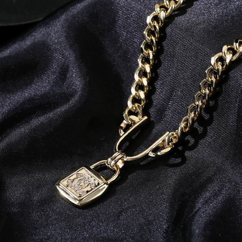 Chanel Necklace 09yxs149